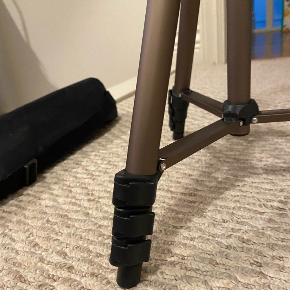 Amazon Basics Adjustable Camera Tripod - Picture 4 of 5
